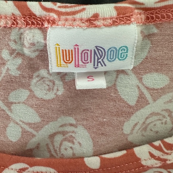 LuLaRoe Floral Dress in Peach and Cream - Picture 2 of 4